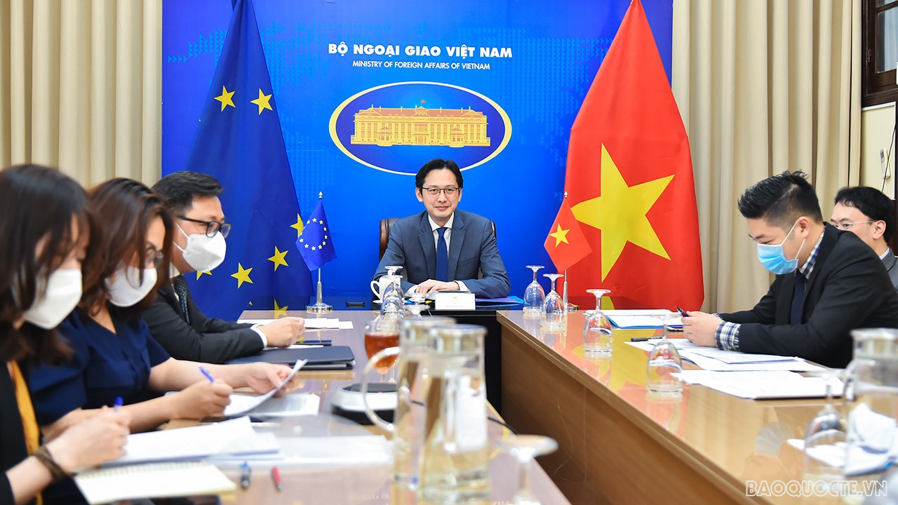 Vietnam and EU exchange policy orientations on socio-economic development and international cooperation